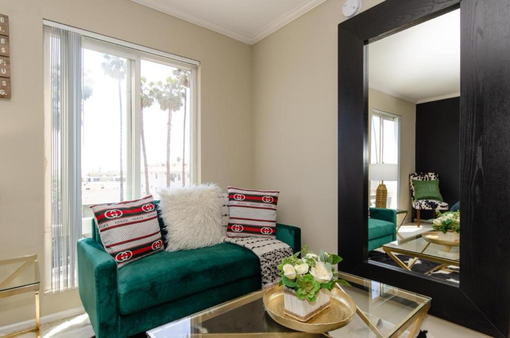Апартаменты Gucci Mickey And Maxico Lofts Free Parking And Wifi Лос-Анджелес Экстерьер фото