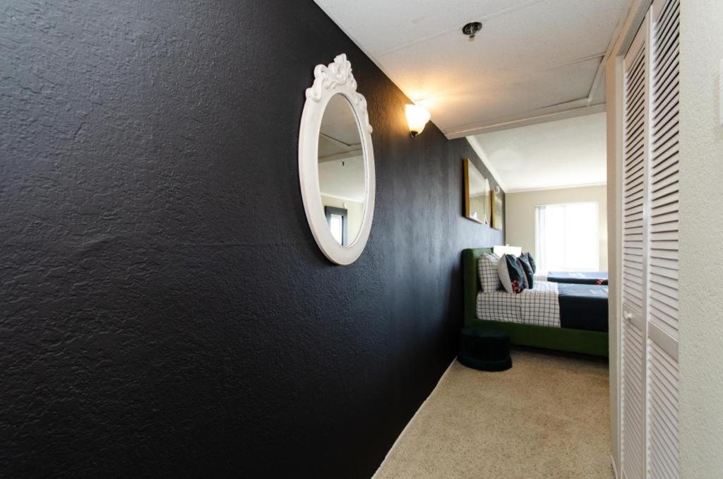 Апартаменты Gucci Mickey And Maxico Lofts Free Parking And Wifi Лос-Анджелес Экстерьер фото