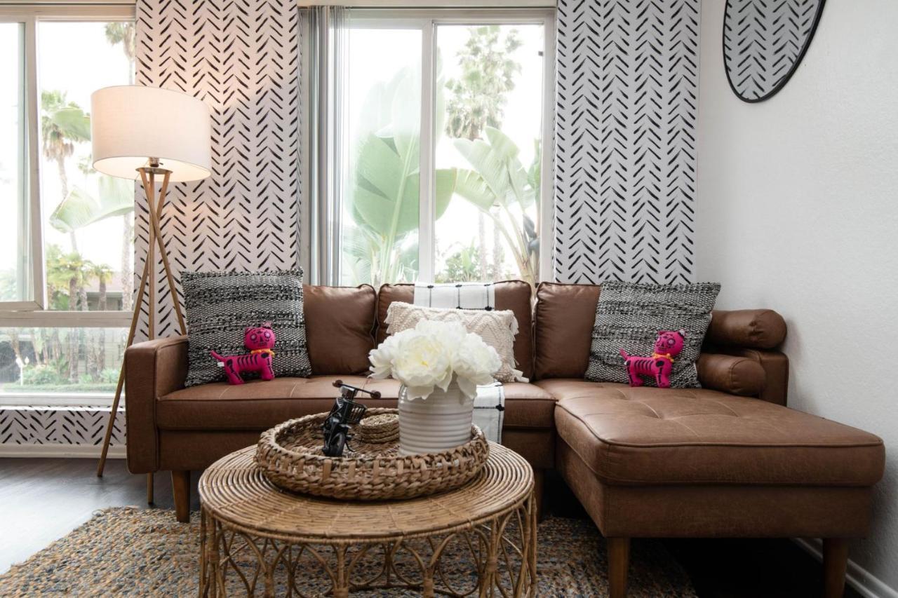 Апартаменты Gucci Mickey And Maxico Lofts Free Parking And Wifi Лос-Анджелес Экстерьер фото