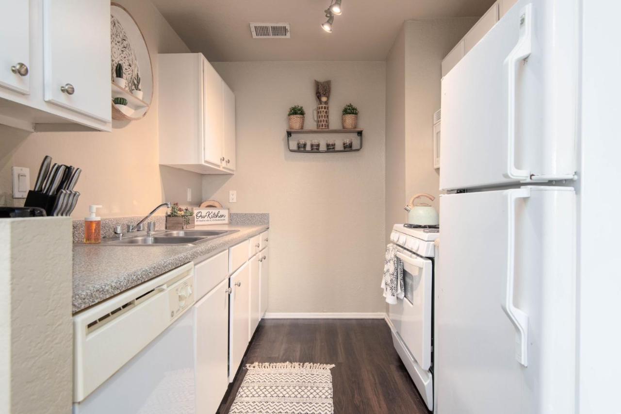 Апартаменты Gucci Mickey And Maxico Lofts Free Parking And Wifi Лос-Анджелес Экстерьер фото